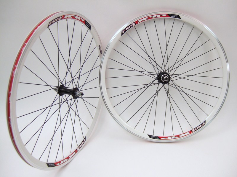 Parts 700c Vuelta Pro V Track Wheel Set in White Image